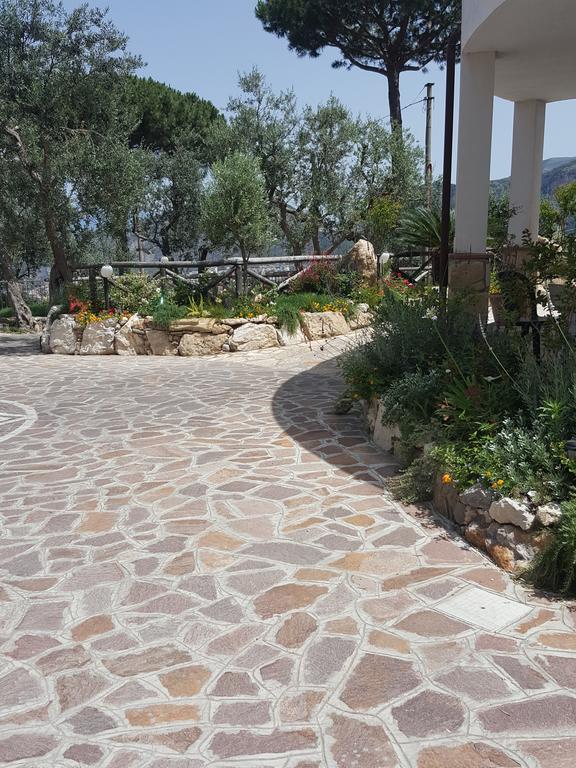 Appartamento Villa Degli Ulivi Sant'Agnello Ngoại thất bức ảnh
